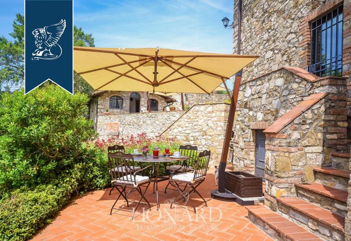 Image No.15-Maison de campagne de 18 chambres à vendre à Castellina in Chianti