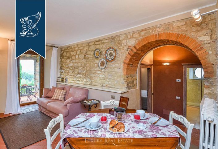 Image No.46-Maison de campagne de 18 chambres à vendre à Castellina in Chianti