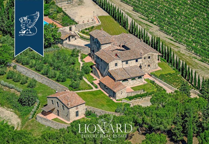 Image No.51-Maison de campagne de 18 chambres à vendre à Castellina in Chianti