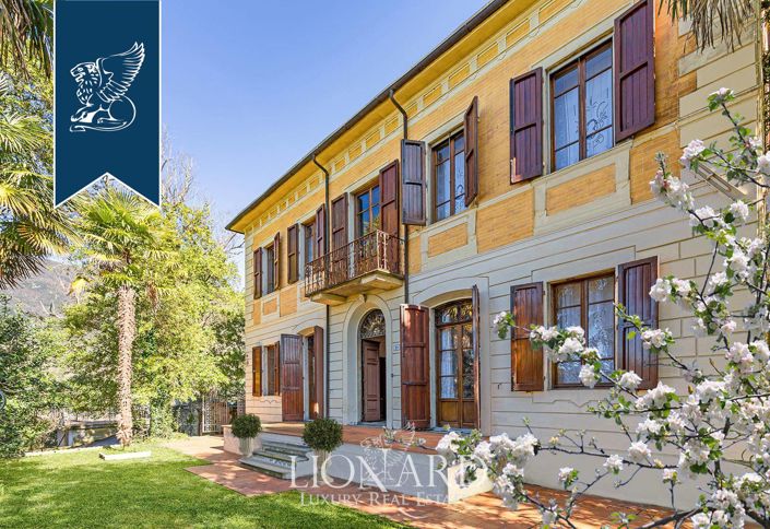 Image No.1-Villa de 11 chambres à vendre à Camaiore