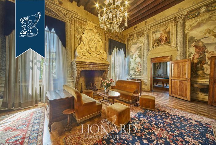 Image No.25-4 Bed Villa for sale