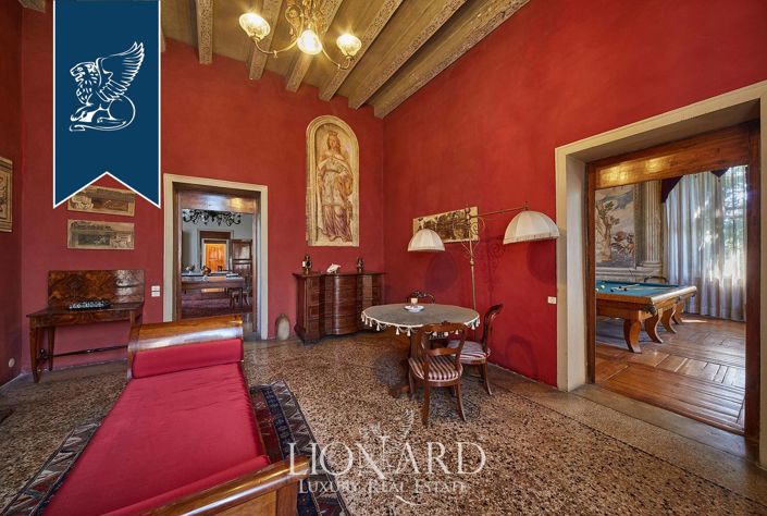 Image No.31-4 Bed Villa for sale