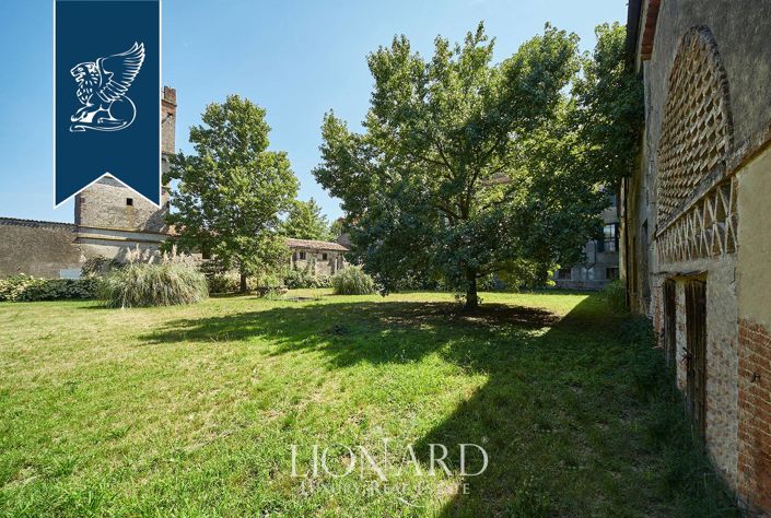 Image No.9-4 Bed Villa for sale