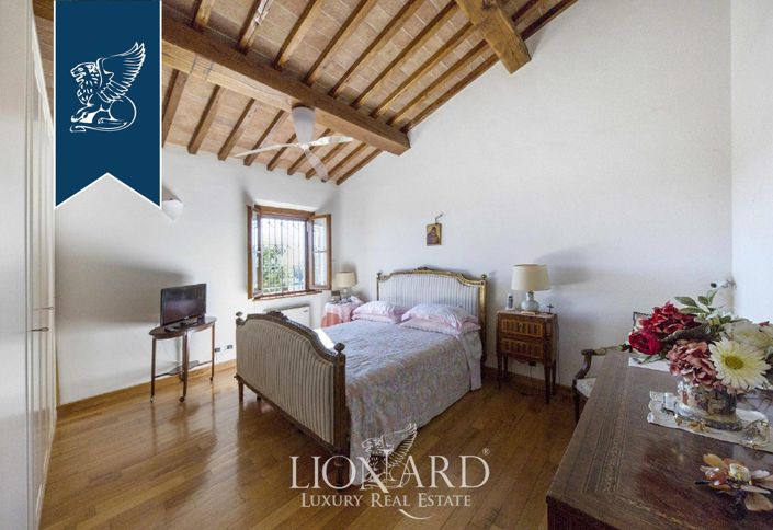 Image No.76-7 Bed Villa for sale