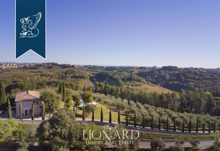 Image No.8-7 Bed Villa for sale