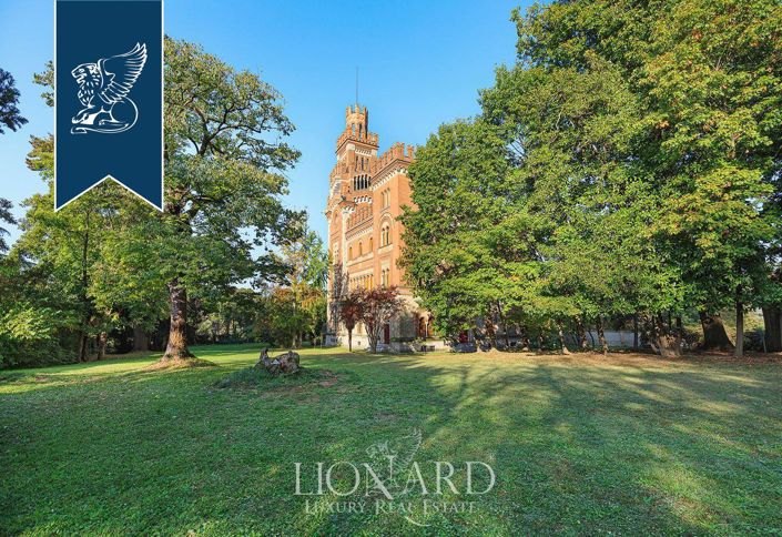 Image No.12-52 Bed Villa for sale