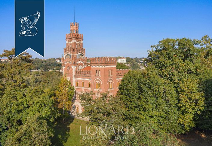 Image No.3-52 Bed Villa for sale