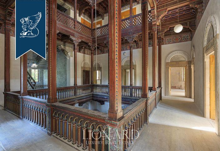 Image No.34-52 Bed Villa for sale