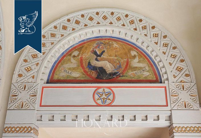 Image No.46-52 Bed Villa for sale