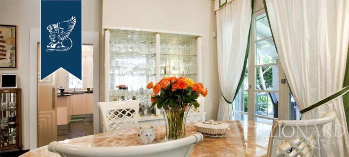 Image No.26-4 Bed Villa for sale