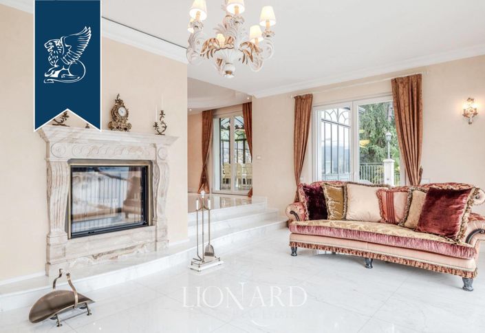 Image No.17-7 Bed Villa for sale