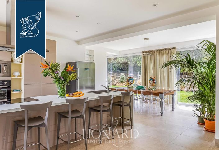 Image No.23-5 Bed Villa for sale