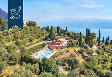 1 - Toscolano-Maderno, Villa