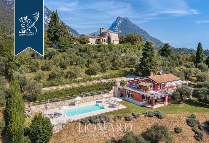 Image No.14-11 Bed Villa for sale