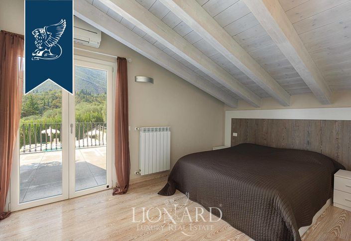 Image No.36-11 Bed Villa for sale