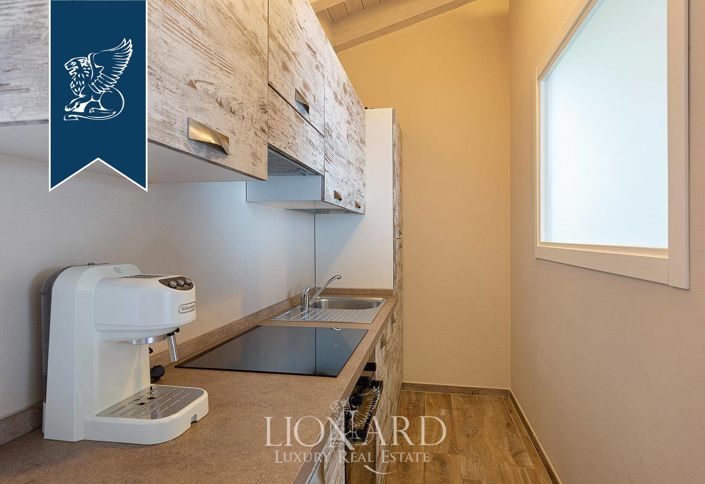 Image No.42-11 Bed Villa for sale