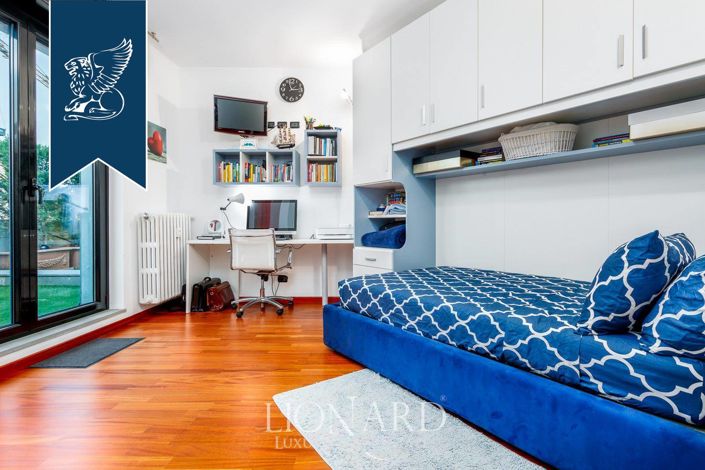 Image No.10-3 Bed Apartment for sale