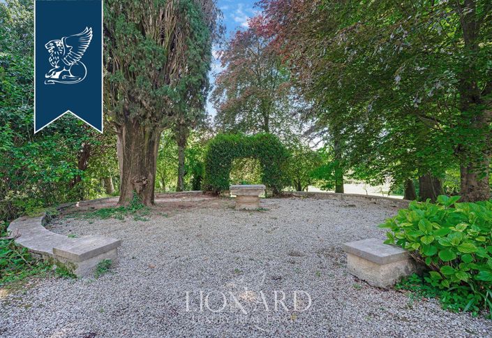 Image No.16-5 Bed Villa for sale