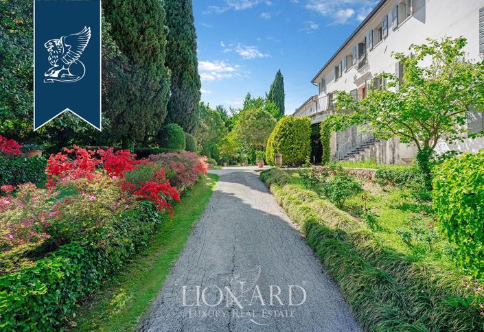 Image No.2-5 Bed Villa for sale