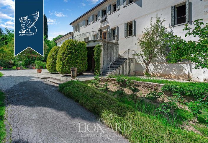 Image No.3-5 Bed Villa for sale