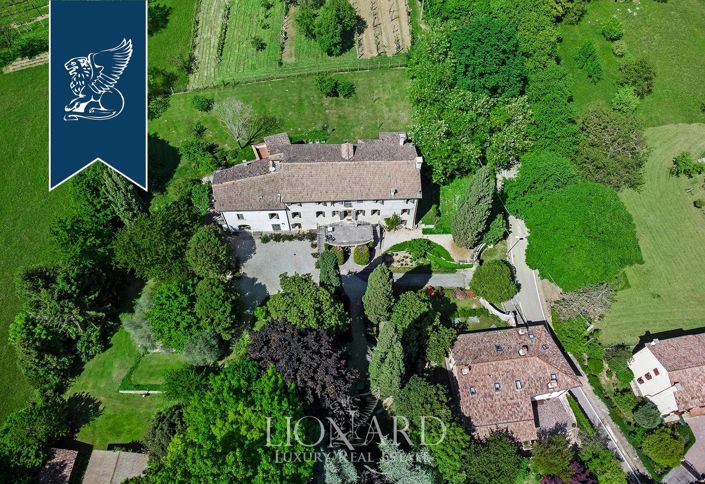 Image No.6-5 Bed Villa for sale