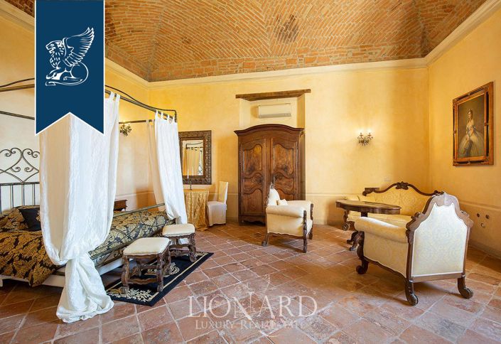 Image No.24-25 Bed Property for sale