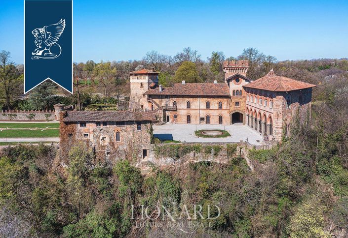 Image No.48-6 Bed Property for sale