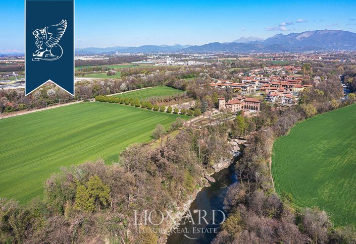 Image No.51-6 Bed Property for sale