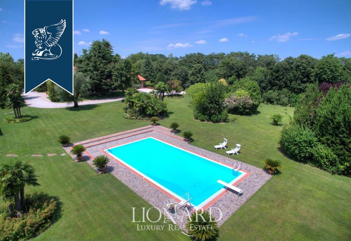 Image No.18-2 Bed Villa for sale