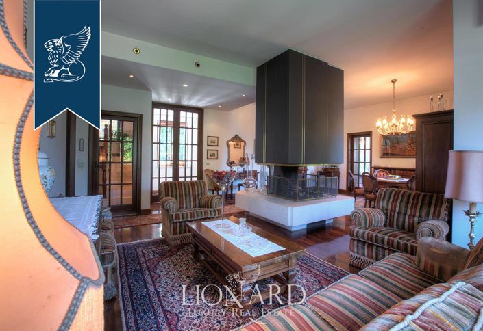 Image No.25-2 Bed Villa for sale