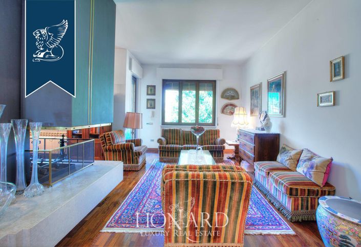 Image No.27-2 Bed Villa for sale