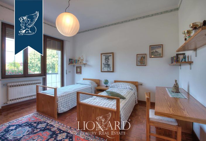 Image No.42-2 Bed Villa for sale