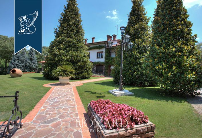 Image No.7-2 Bed Villa for sale