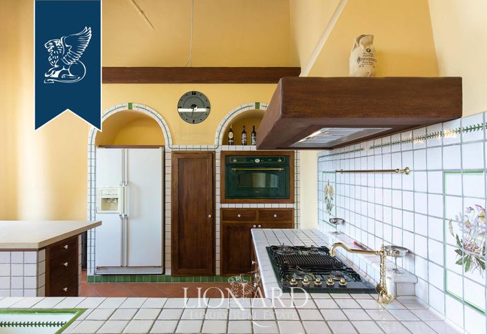 Image No.24-2 Bed Villa for sale