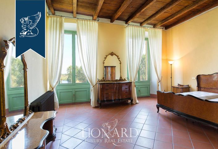 Image No.27-2 Bed Villa for sale