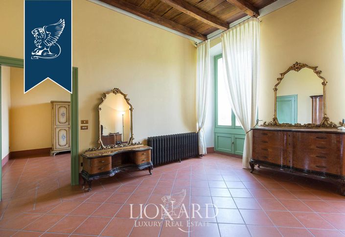 Image No.29-2 Bed Villa for sale