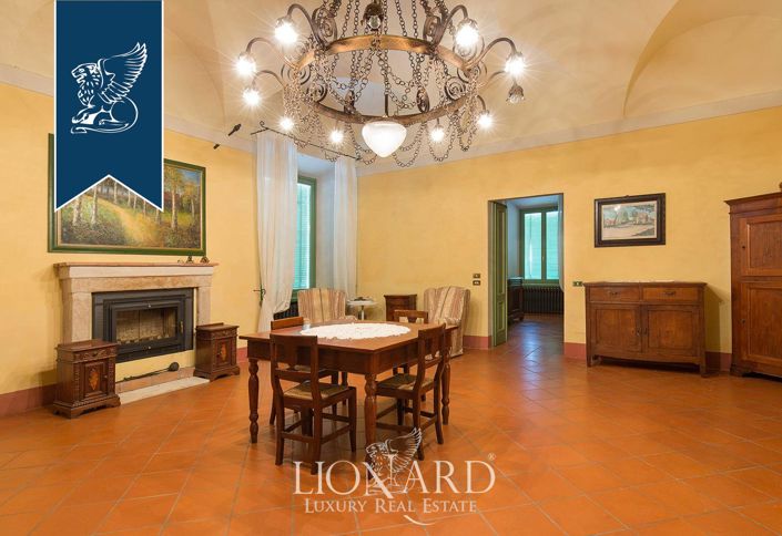 Image No.31-2 Bed Villa for sale