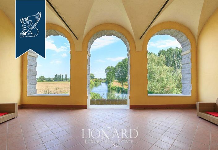 Image No.33-2 Bed Villa for sale