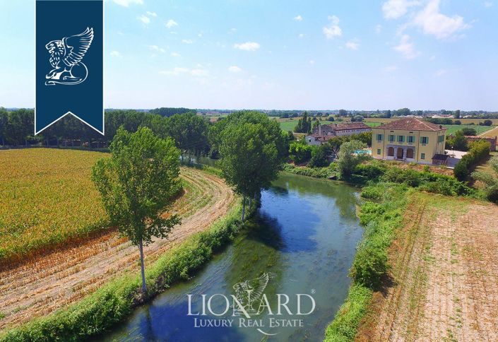 Image No.42-2 Bed Villa for sale