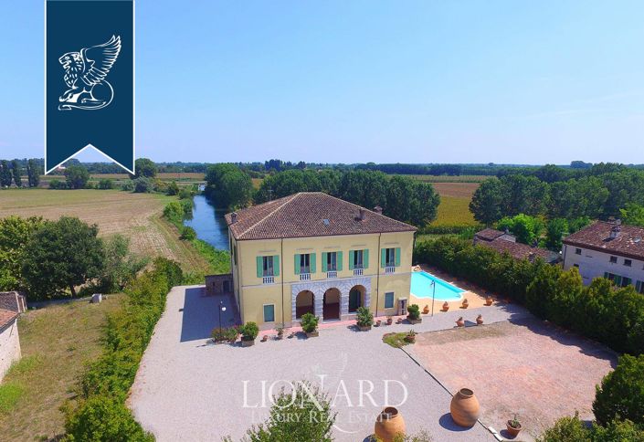 Image No.44-2 Bed Villa for sale