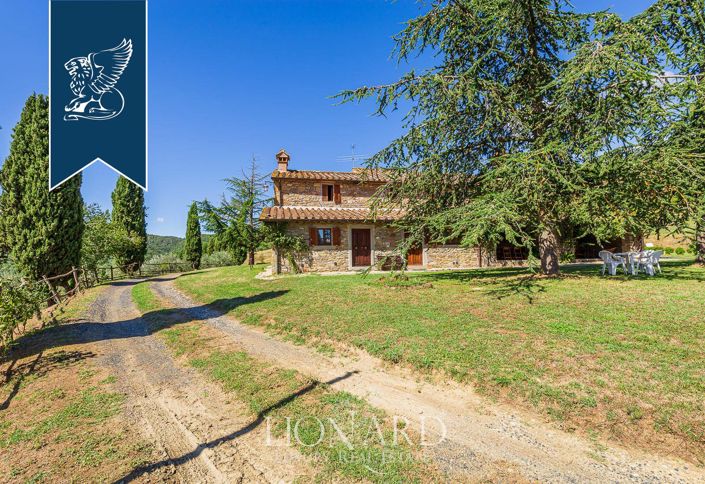 Image No.11-8 Bed Villa for sale