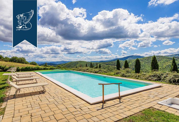 Image No.7-8 Bed Villa for sale