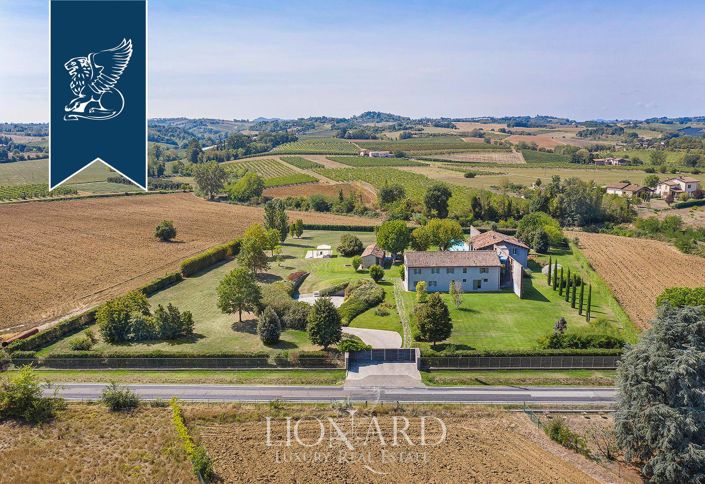 Image No.3-6 Bed Villa for sale