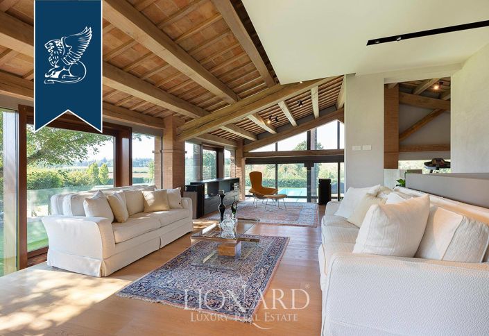 Image No.32-6 Bed Villa for sale