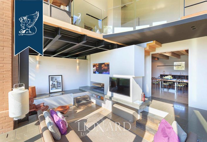 Image No.47-6 Bed Villa for sale