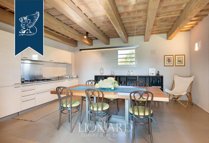 Image No.48-6 Bed Villa for sale