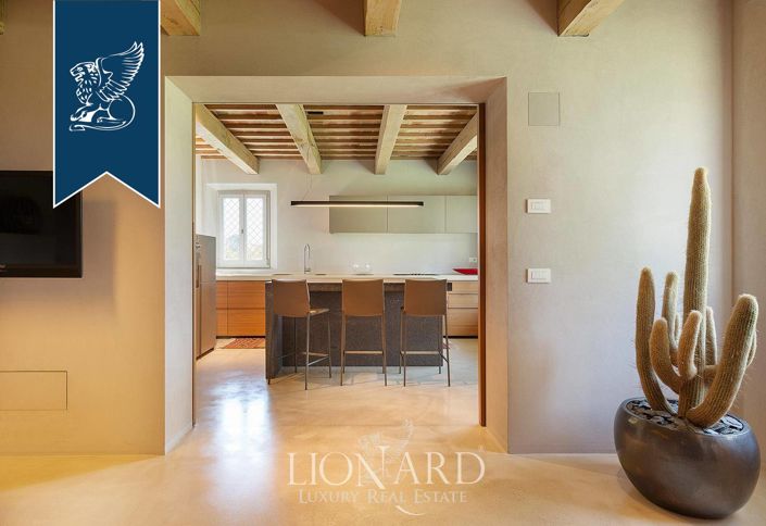 Image No.70-6 Bed Villa for sale