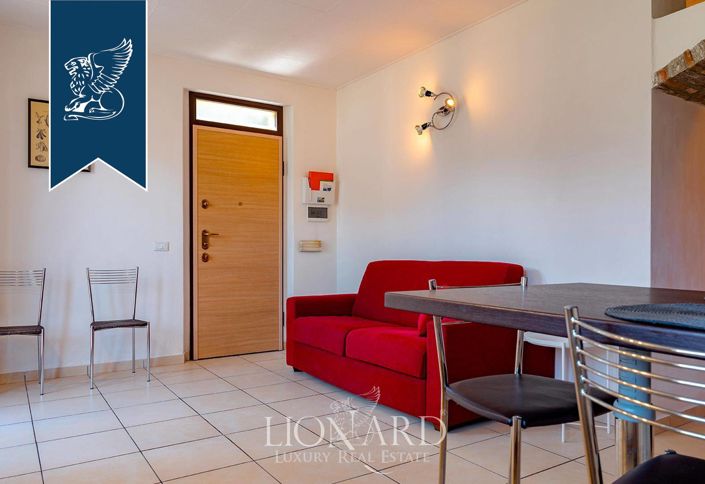 Image No.30-8 Bed Villa for sale