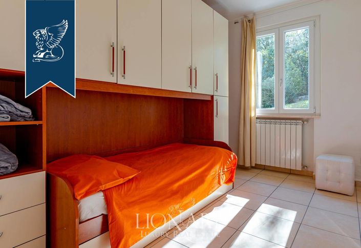 Image No.31-8 Bed Villa for sale