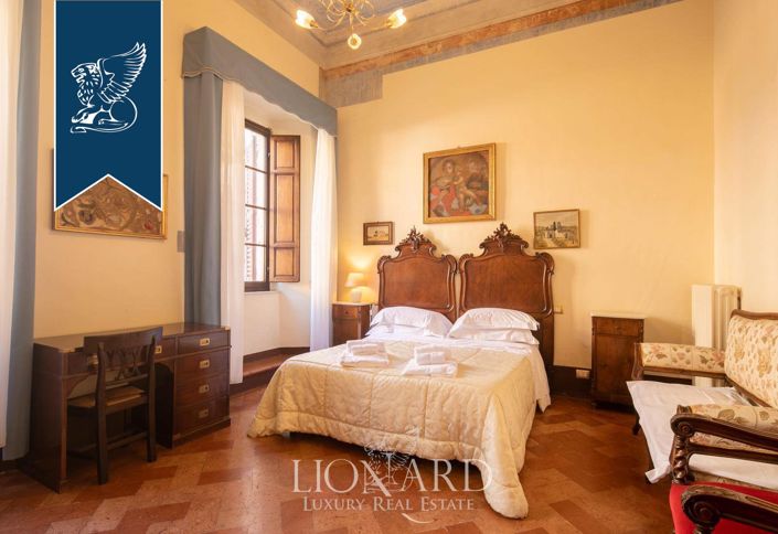 Image No.7-6 Bed Villa for sale